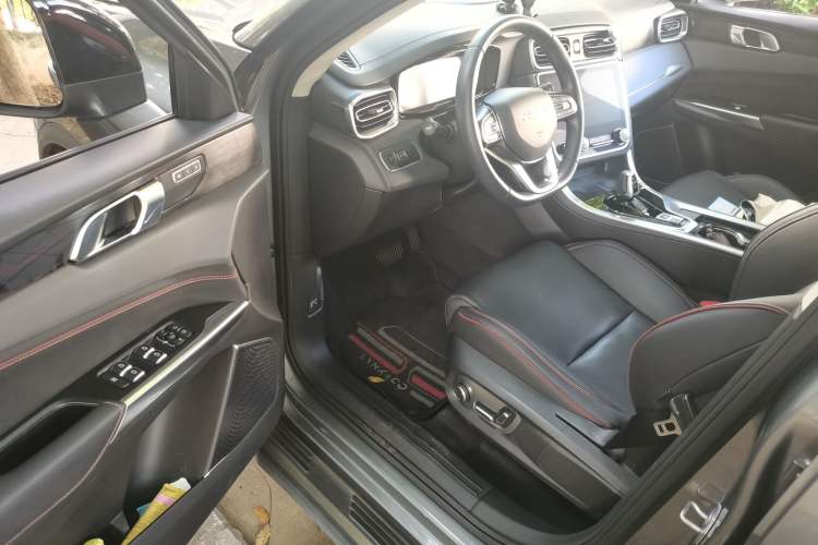 Used Lynk & Co 01 2019 2.0T Two-Wheel Drive Zhaopu Version China VI Standard Driver Seat