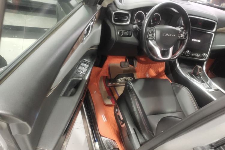 Used Lynk & Co 01 2019 2.0T Two-Wheel-Drive Pro Version China VI Standard Driver Seat