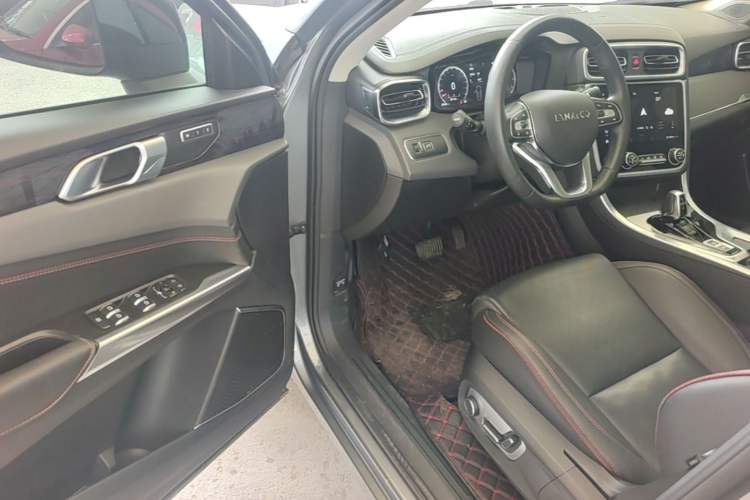 Used Lynk & Co 01 2019 2.0T Two-Wheel Drive Zhaopu Version China VI Standard Driver Seat