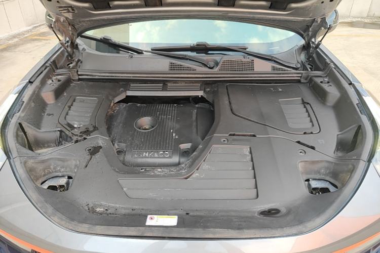 Used Lynk & Co 01 2019 2.0T Two-Wheel Drive Zhaopu Version China VI Standard Engine Bay