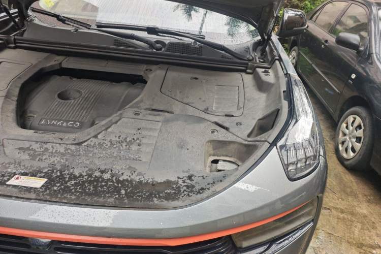 Used Lynk & Co 01 2019 2.0T Two-Wheel Drive Zhaopu Version China VI Standard Engine Bay Left