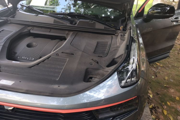 Used Lynk & Co 01 2019 2.0T Two-Wheel Drive Zhaopu Version China VI Standard Engine Bay Left