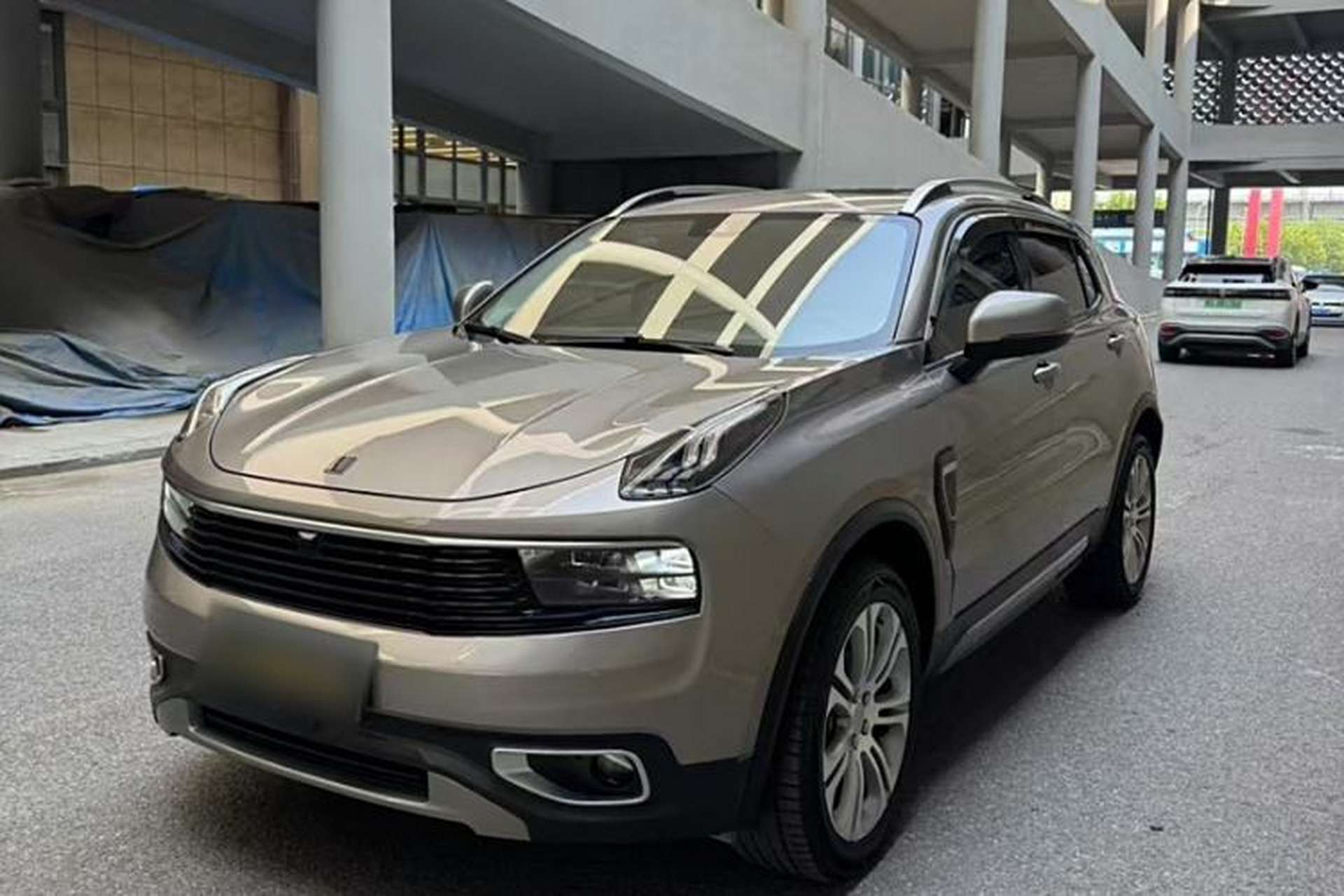 Used Lynk & Co 01 2019 2.0T Two-Wheel-Drive Pro Version China VI Standard Front Left 45 Deg