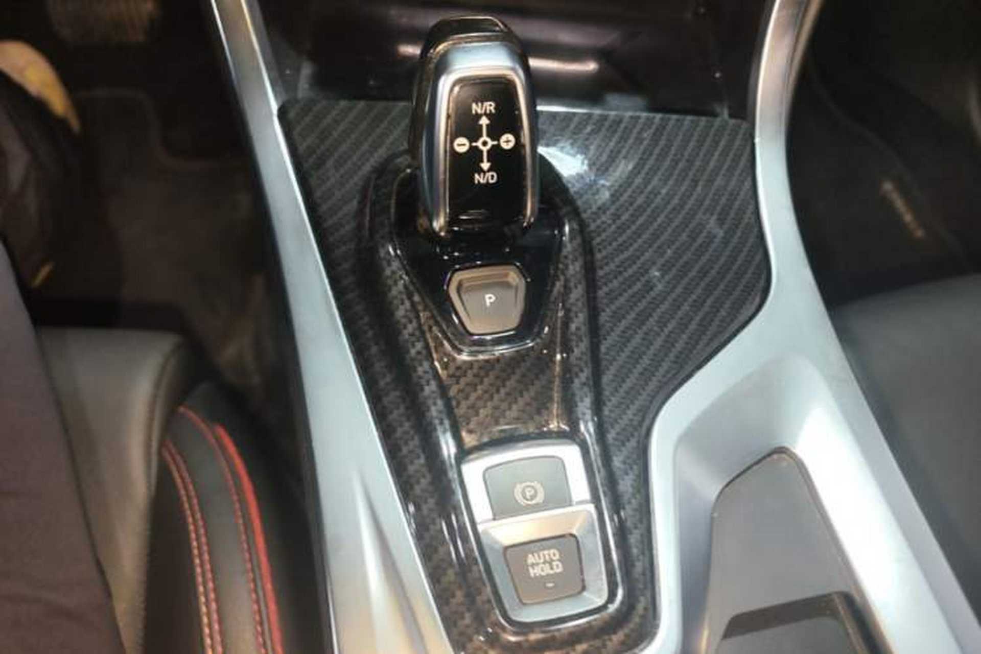 Used Lynk & Co 01 2019 2.0T Two-Wheel Drive Zhaopu Version China VI Standard Gear Lever