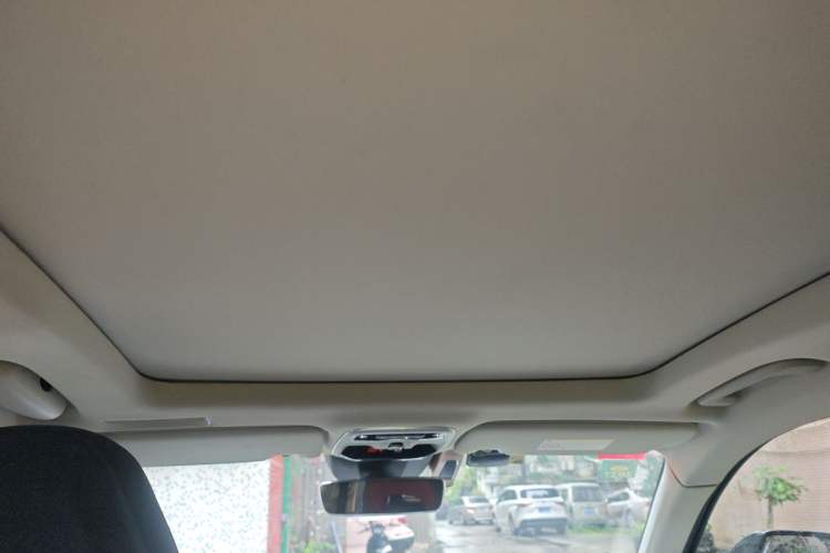 Used Lynk & Co 01 2019 2.0T Two-Wheel Drive Zhaopu Version China VI Standard Headliner