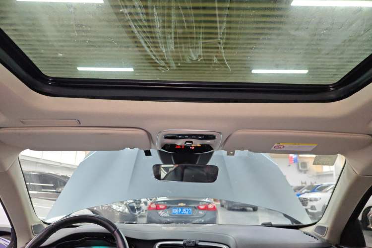 Used Lynk & Co 01 2019 2.0T Two-Wheel Drive Zhaopu Version China V Standard Headliner