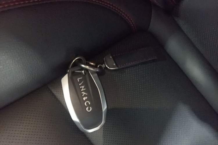 Used Lynk & Co 01 2019 2.0T Two-Wheel Drive Zhaopu Version China VI Standard Interior 1