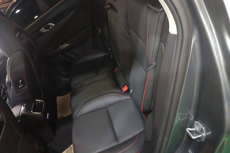 Used Lynk & Co 01 2019 2.0T Two-Wheel Drive Zhaopu Version China VI Standard Interior 4