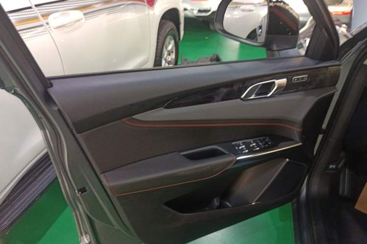 Used Lynk & Co 01 2019 2.0T Two-Wheel Drive Zhaopu Version China VI Standard Interior 7