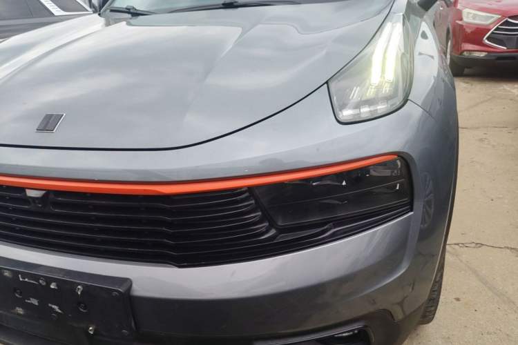 Used Lynk & Co 01 2019 2.0T Two-Wheel Drive Zhaopu Version China VI Standard Left Front Headlight
