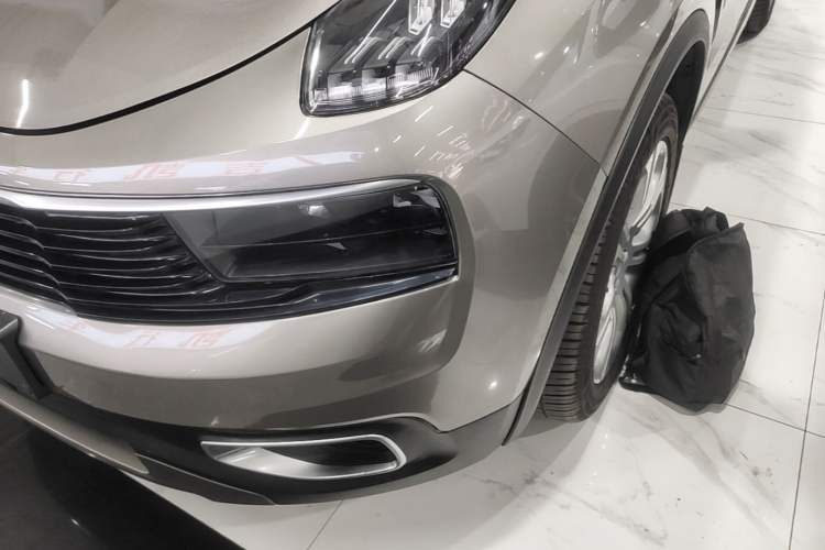Used Lynk & Co 01 2019 2.0T Two-Wheel-Drive Pro Version China VI Standard Left Front Headlight