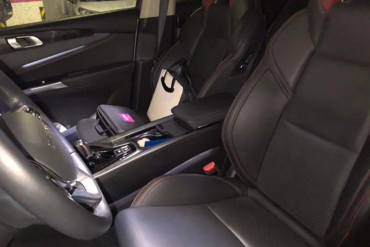 Used Lynk & Co 01 2019 2.0T Two-Wheel Drive Zhaopu Version China VI Standard Left Front Seat
