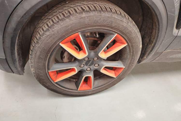 Used Lynk & Co 01 2019 2.0T Two-Wheel Drive Zhaopu Version China V Standard Left Front Wheel Hub