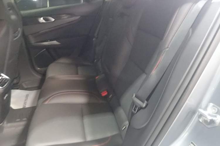 Used Lynk & Co 01 2019 2.0T Two-Wheel Drive Zhaopu Version China VI Standard Left Rear Seat