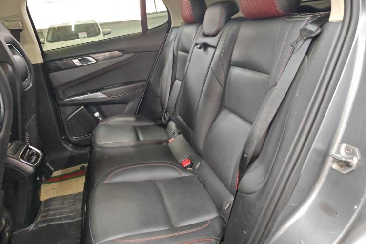 Used Lynk & Co 01 2019 2.0T Two-Wheel Drive Zhaopu Version China V Standard Left Rear Seat