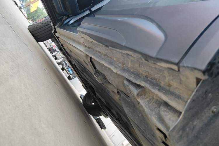 Used Lynk & Co 01 2019 2.0T Two-Wheel Drive Zhaopu Version China VI Standard Left Side Sill