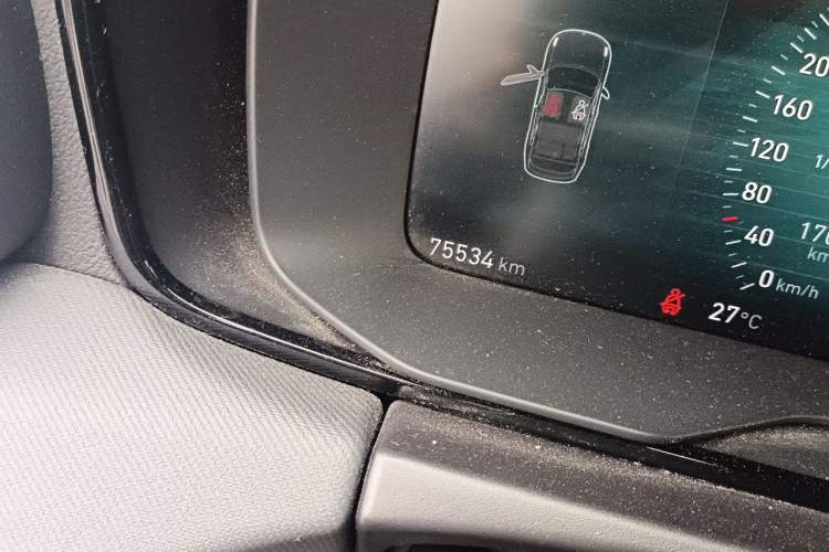Used Lynk & Co 01 2019 2.0T Two-Wheel Drive Zhaopu Version China VI Standard Odometer Close Up