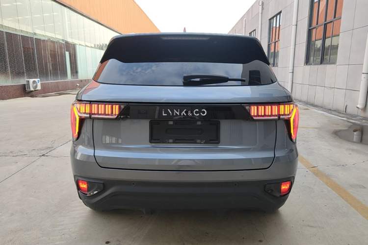 Used Lynk & Co 01 2019 2.0T Two-Wheel Drive Zhaopu Version China VI Standard Rear