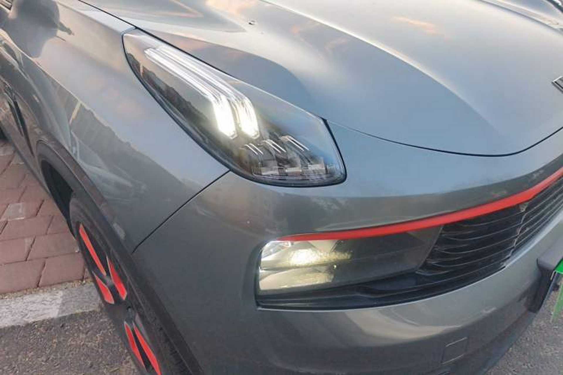 Used Lynk & Co 01 2019 2.0T Two-Wheel Drive Zhaopu Version China V Standard Right Front Headlight