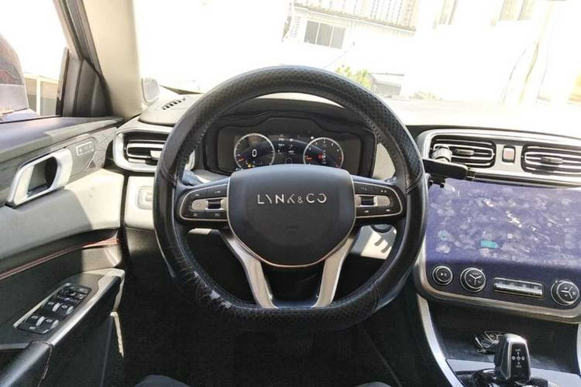 Used Lynk & Co 01 2019 2.0T Two-Wheel Drive Zhaopu Version China VI Standard Steering Wheel