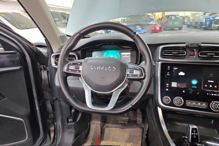 Used Lynk & Co 01 2019 2.0T Two-Wheel Drive Zhaopu Version China V Standard Steering Wheel