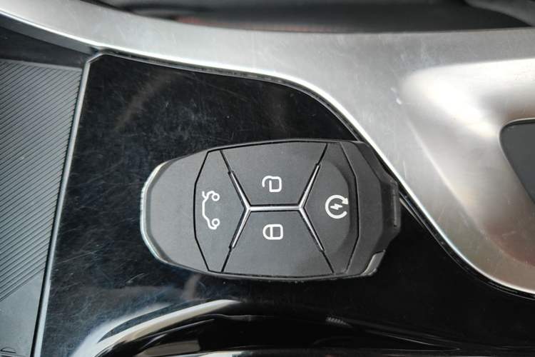 Used Lynk & Co 01 2019 2.0T Two-Wheel Drive Zhaopu Version China VI Standard Vehicle Key