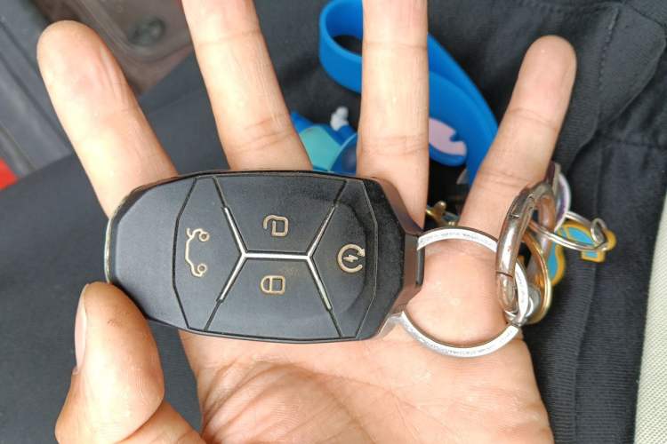 Used Lynk & Co 01 2019 2.0T Four-Wheel Drive Genie Pro Version China V Emission Standard Vehicle Key
