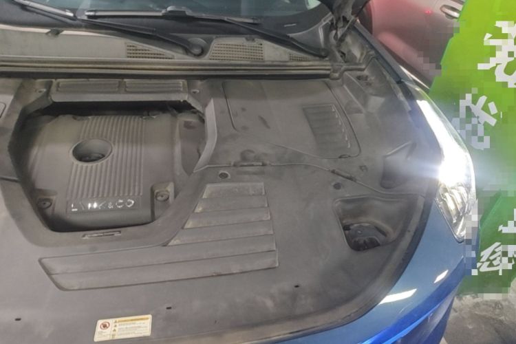 Used Lynk & Co 01 2019 2.0T Two-Wheel-Drive Pro Version China VI Standard Engine Bay Left