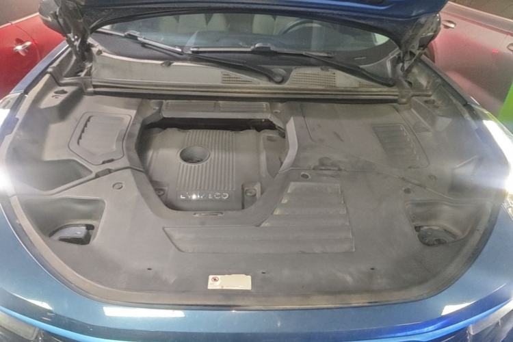 Used Lynk & Co 01 2019 2.0T Two-Wheel-Drive Pro Version China VI Standard Engine Bay