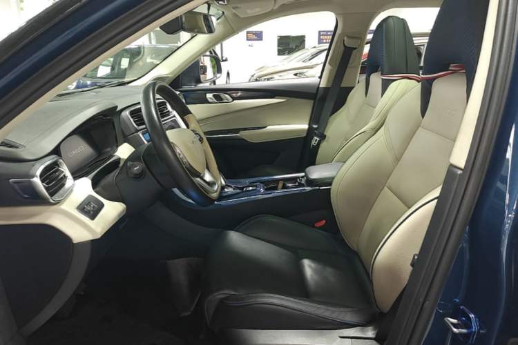 Used Lynk & Co 01 2019 2.0T Two-Wheel Drive Zhaopu Version China VI Standard Left Front Seat