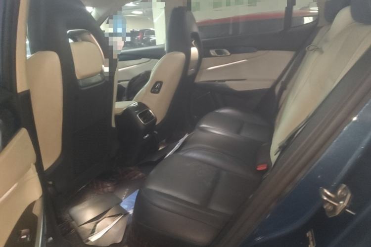 Used Lynk & Co 01 2019 2.0T Two-Wheel-Drive Pro Version China VI Standard Left Rear Seat