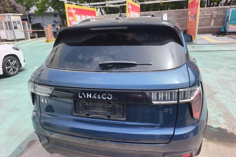 Used Lynk & Co 01 2019 2.0T Two-Wheel-Drive Pro Version China VI Standard Rear