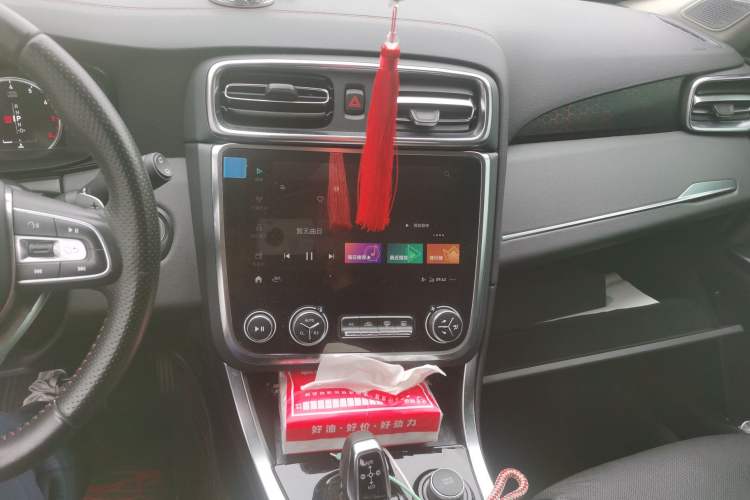 Used Lynk & Co 01 2019 2.0T Four-Wheel Drive Genie Pro Version China V Emission Standard Audio And AC Panel