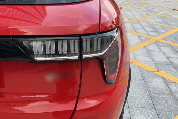 Used Lynk & Co 01 2019 2.0T Four-Wheel Drive Genie Pro Version China VI Standard Exterior 3