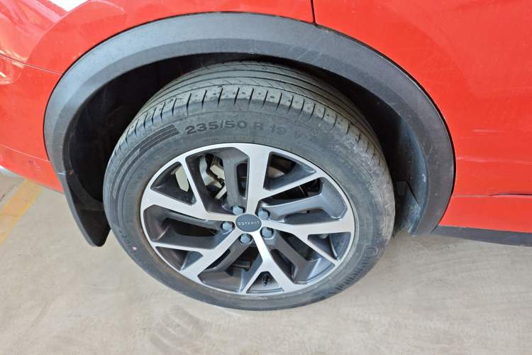 Used Lynk & Co 01 2019 2.0T Four-Wheel Drive Genie Pro Version China VI Standard Exterior 5
