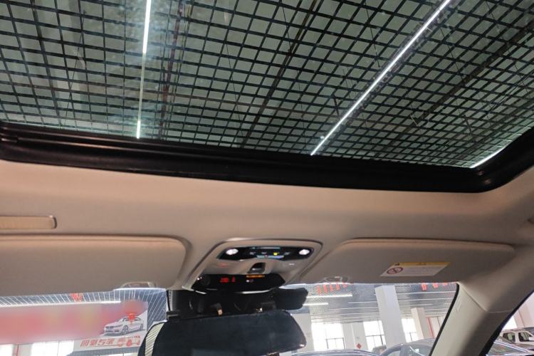 Used Lynk & Co 01 2019 2.0T Four-Wheel Drive Genie Pro Version China V Emission Standard Headliner