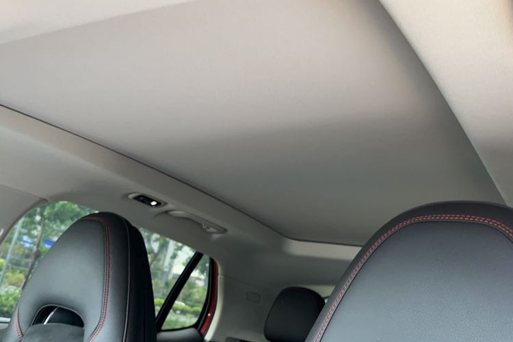 Used Lynk & Co 01 2019 2.0T Four-Wheel Drive Genie Pro Version China VI Standard Headliner