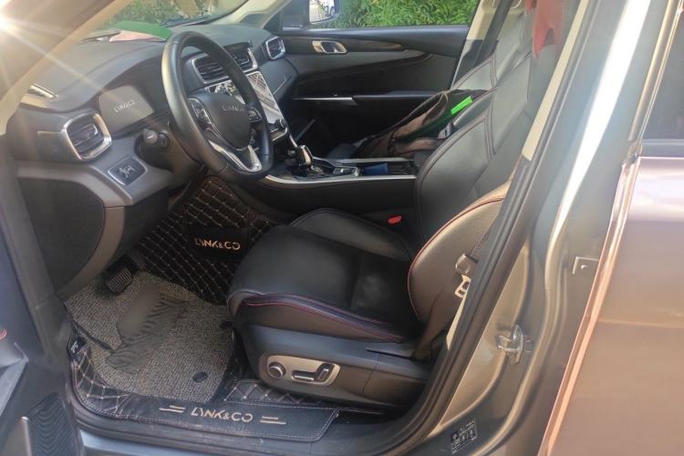 Used Lynk & Co 01 2019 2.0T Two-Wheel-Drive Pro Version China VI Standard Left Front Seat