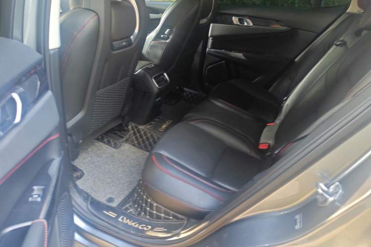 Used Lynk & Co 01 2019 2.0T Two-Wheel-Drive Pro Version China VI Standard Left Rear Seat