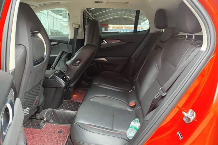 Used Lynk & Co 01 2019 2.0T Four-Wheel Drive Genie Pro Version China V Emission Standard Left Rear Seat