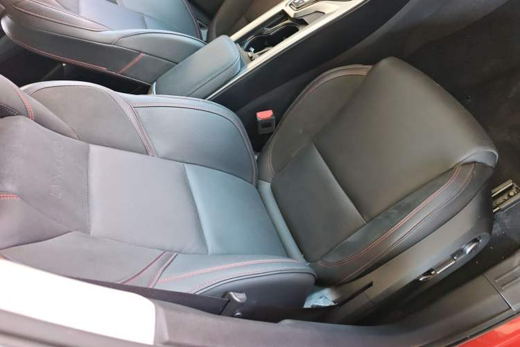 Used Lynk & Co 01 2019 2.0T Four-Wheel Drive Genie Pro Version China VI Standard Right Front Seat