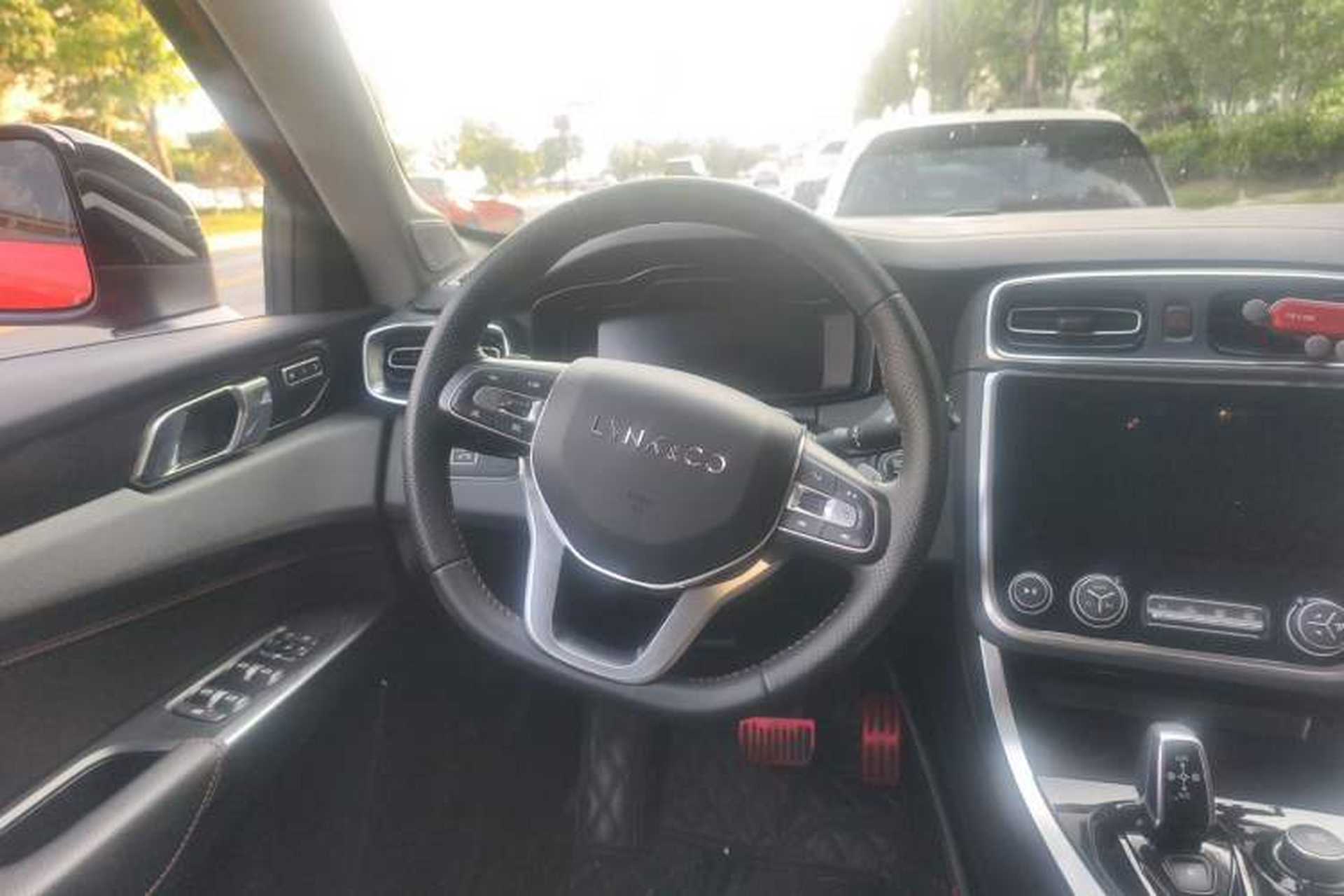 Used Lynk & Co 01 2019 2.0T Four-Wheel Drive Genie Pro Version China V Emission Standard Steering Wheel