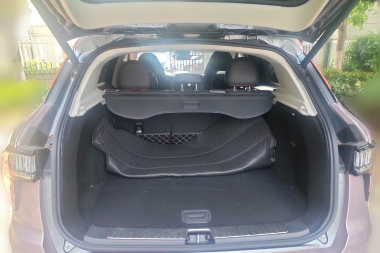 Used Lynk & Co 01 2019 2.0T Two-Wheel-Drive Pro Version China VI Standard Trunk