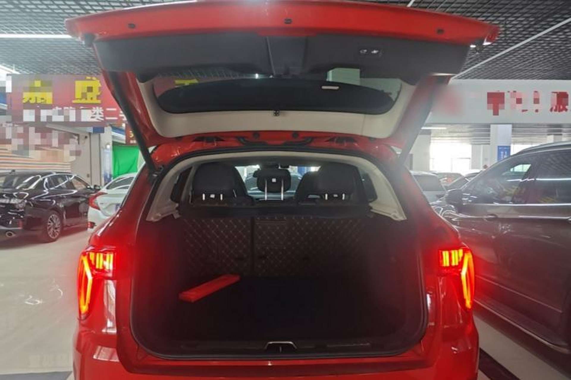 Used Lynk & Co 01 2019 2.0T Four-Wheel Drive Genie Pro Version China V Emission Standard Trunk