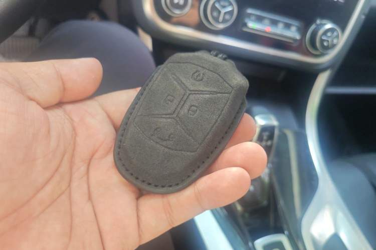 Used Lynk & Co 01 2019 2.0T Two-Wheel-Drive Pro Version China VI Standard Vehicle Key