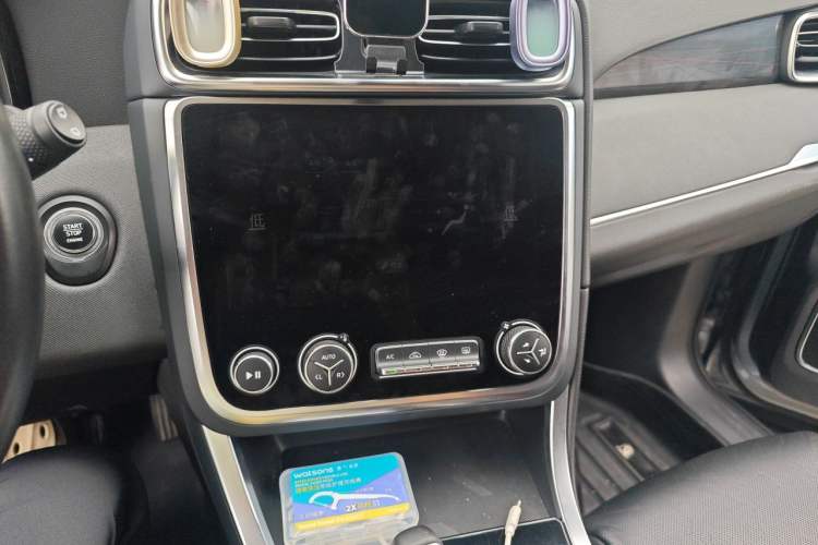 Used Lynk & Co 01 2019 2.0T Two-Wheel Drive Zhaopu Version China V Standard Audio And AC Panel