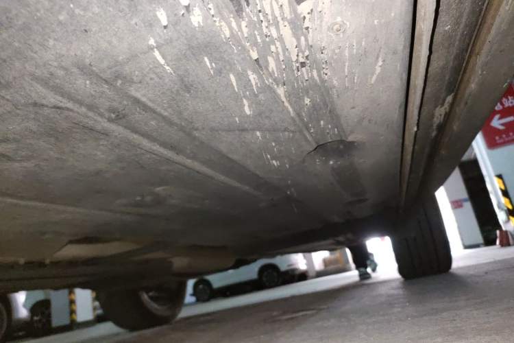 Used Lynk & Co 01 2019 2.0T Two-Wheel Drive Zhaopu Version China VI Standard Chassis Front Left