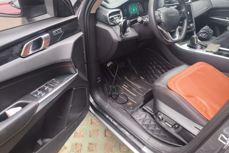 Used Lynk & Co 01 2019 2.0T Two-Wheel Drive Zhaopu Version China VI Standard Driver Seat