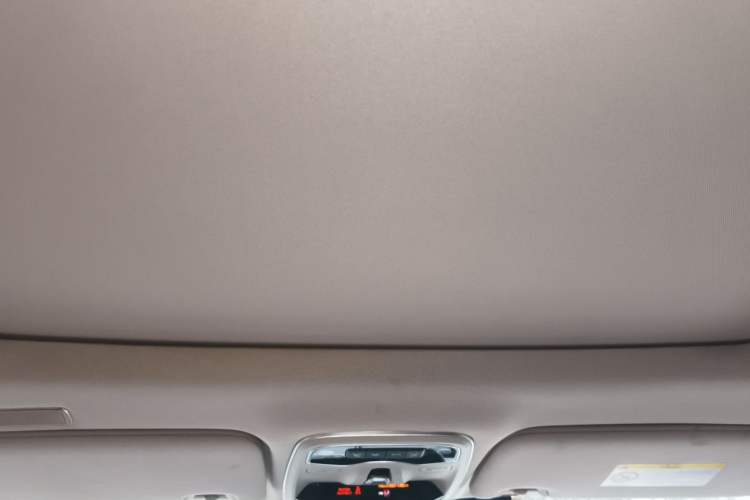 Used Lynk & Co 01 2019 2.0T Two-Wheel Drive Zhaopu Version China VI Standard Headliner