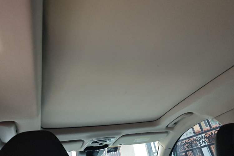 Used Lynk & Co 01 2019 2.0T Two-Wheel Drive Zhaopu Version China V Standard Headliner